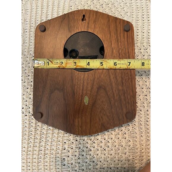 Vintage Danbury Clock Company Wall Decor Plaque Quartz Clock 10” Working - Picture 7 of 8